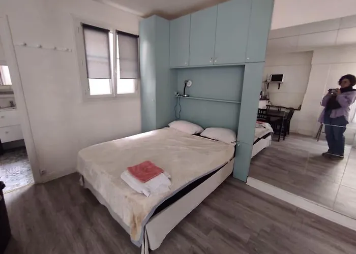 Apartment Pl Republique